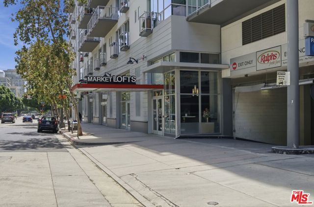 645 W 9th Street 406, Los Angeles, CA 90015