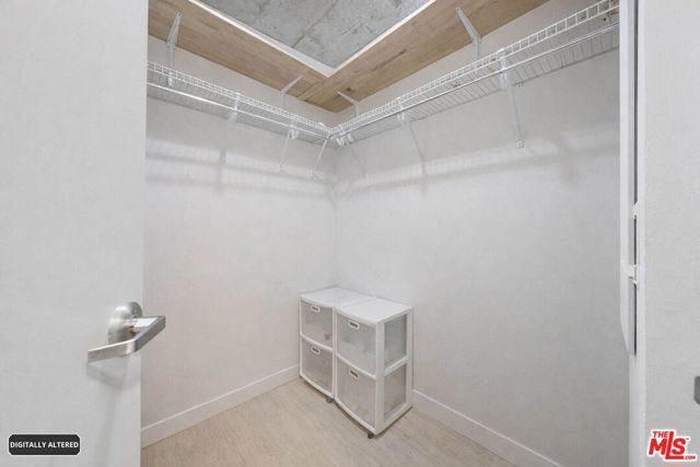 645 W 9th Street 406, Los Angeles, CA 90015