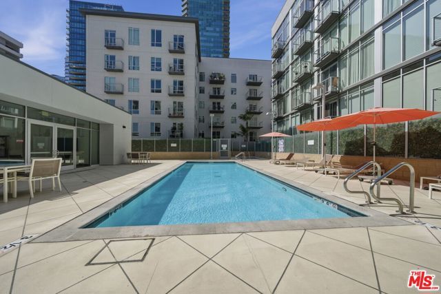645 W 9th Street 406, Los Angeles, CA 90015