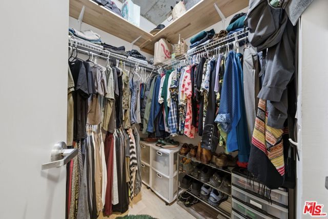 645 W 9th Street 406, Los Angeles, CA 90015