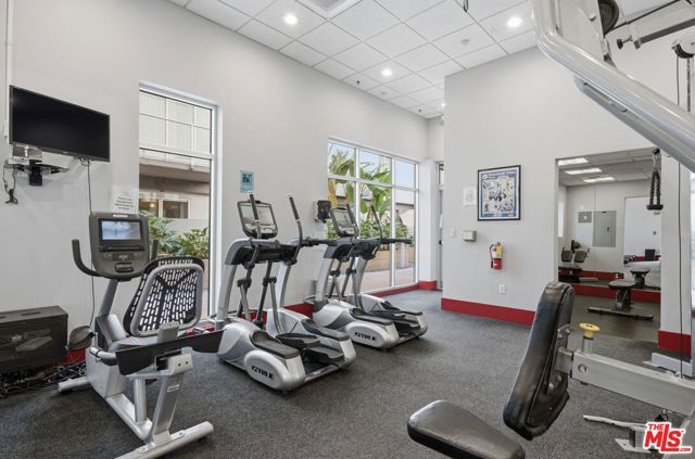 645 W 9th Street 406, Los Angeles, CA 90015