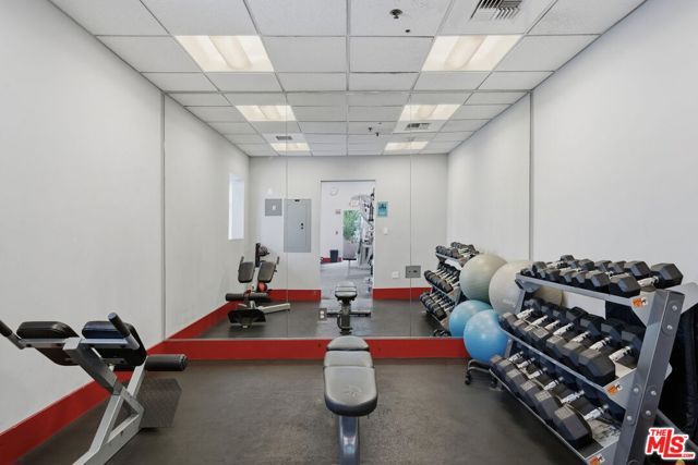 645 W 9th Street 406, Los Angeles, CA 90015