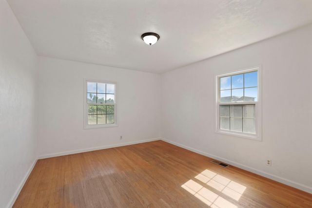 15661 Curry Ave, Lodi, CA 95240