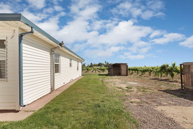 15661 Curry Ave, Lodi, CA 95240