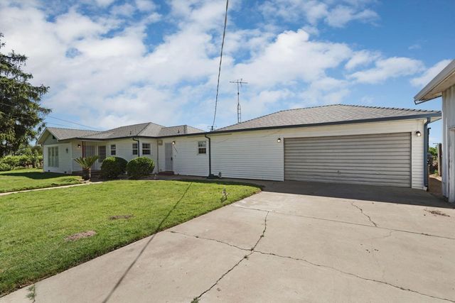 15661 Curry Ave, Lodi, CA 95240