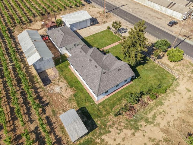 15661 Curry Ave, Lodi, CA 95240