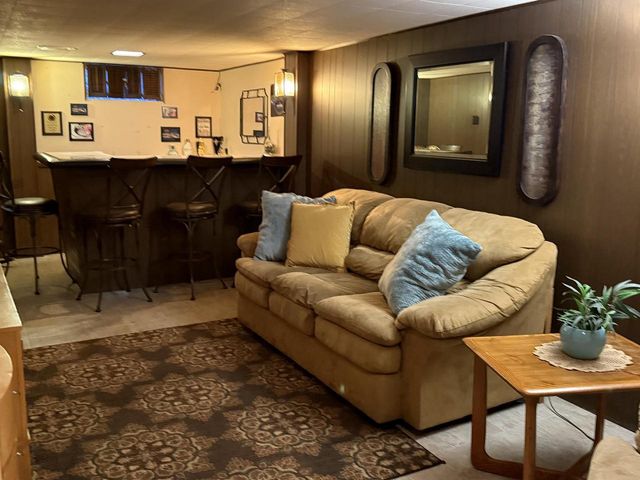 10525 W Rae AVENUE, Milwaukee, WI 53225