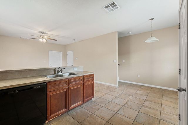 408 Carl Shipp DR A, Liberty Hill, TX 78642