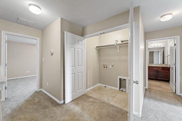 408 Carl Shipp DR A, Liberty Hill, TX 78642