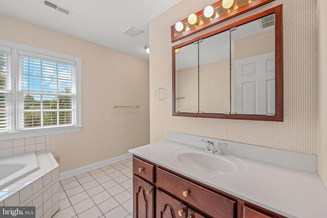 601 STREET OF DREAMS, Martinsburg, WV 25403