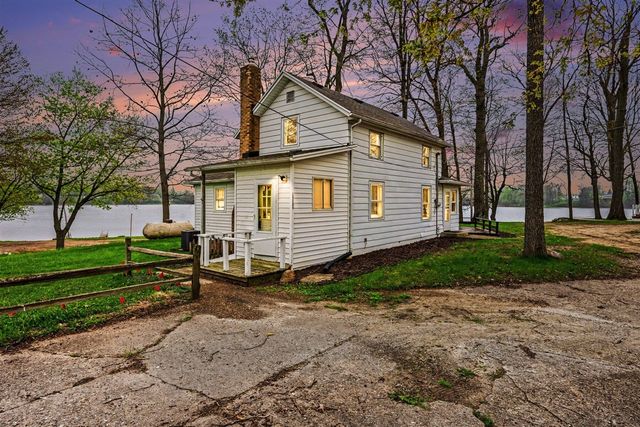 12377 Bair Lake Street 81, Jones, MI 49061