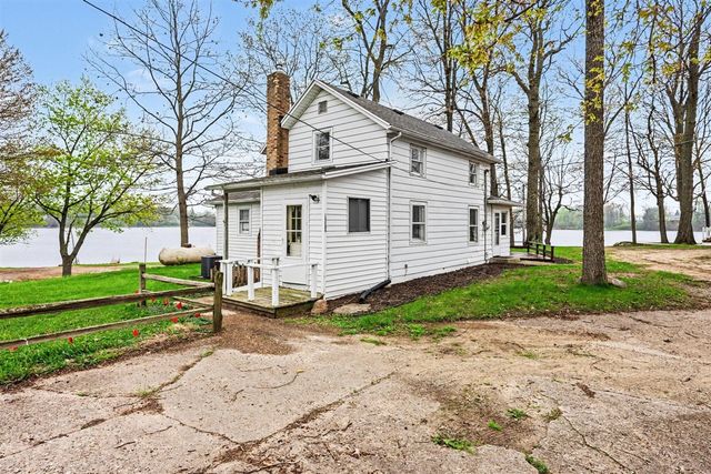 12377 Bair Lake Street 81, Jones, MI 49061