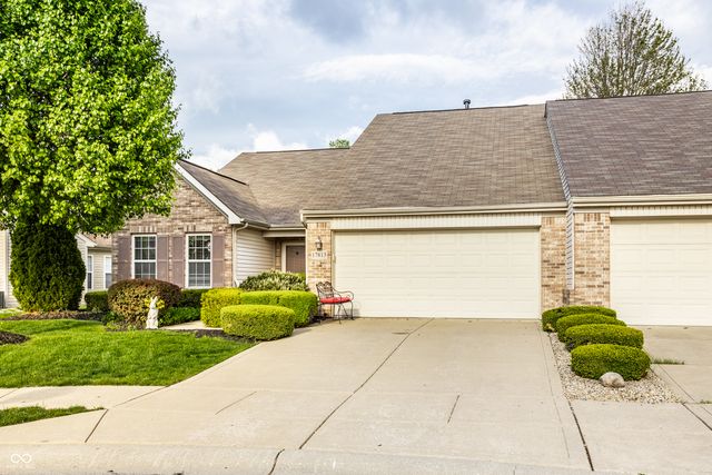 17813 Crown Pointe Court, Noblesville, IN 46062
