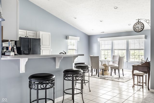 17813 Crown Pointe Court, Noblesville, IN 46062