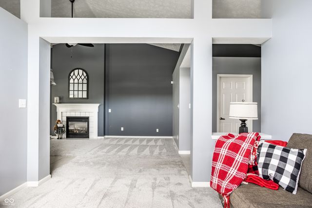17813 Crown Pointe Court, Noblesville, IN 46062