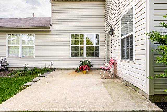 17813 Crown Pointe Court, Noblesville, IN 46062