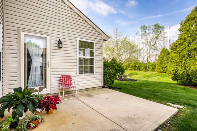 17813 Crown Pointe Court, Noblesville, IN 46062