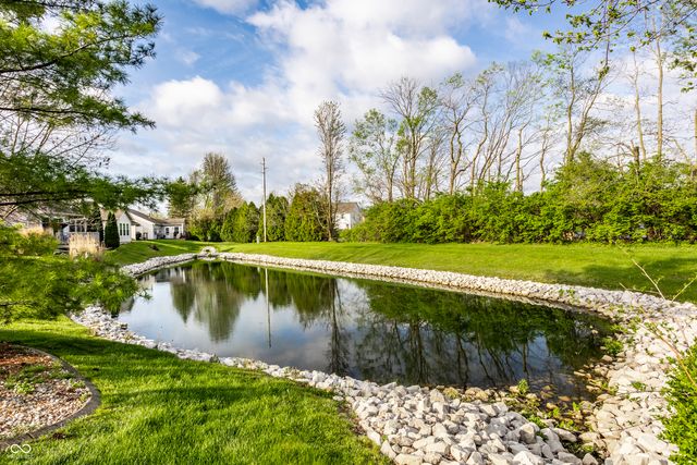 17813 Crown Pointe Court, Noblesville, IN 46062