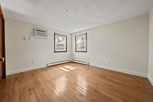 23 Buttaro Rd, Woburn, MA 01801