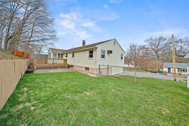 23 Buttaro Rd, Woburn, MA 01801