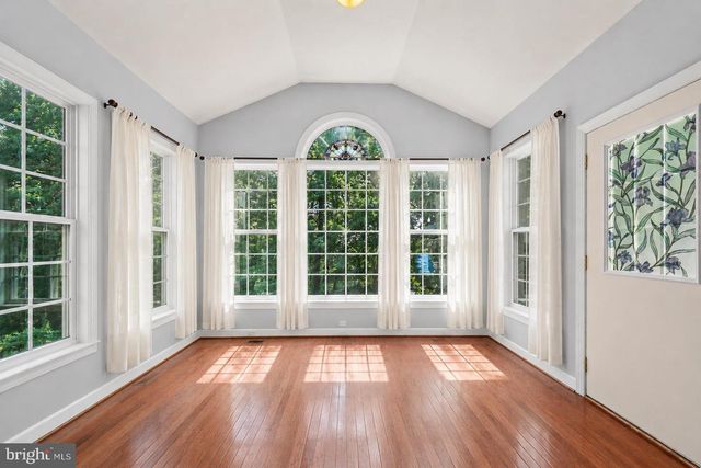1 ROLLING BROOKE CT, Stafford, VA 22554