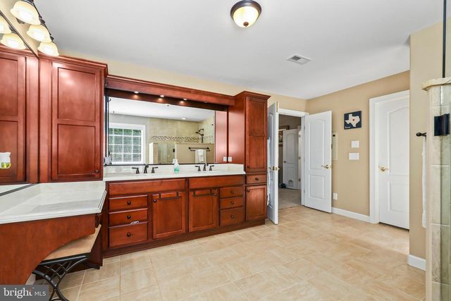 1 ROLLING BROOKE CT, Stafford, VA 22554
