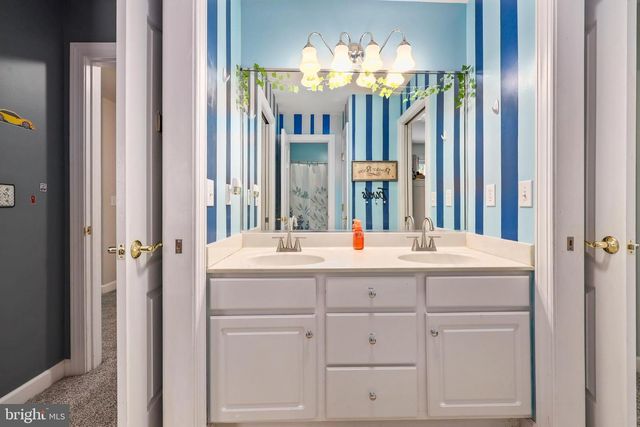 1 ROLLING BROOKE CT, Stafford, VA 22554