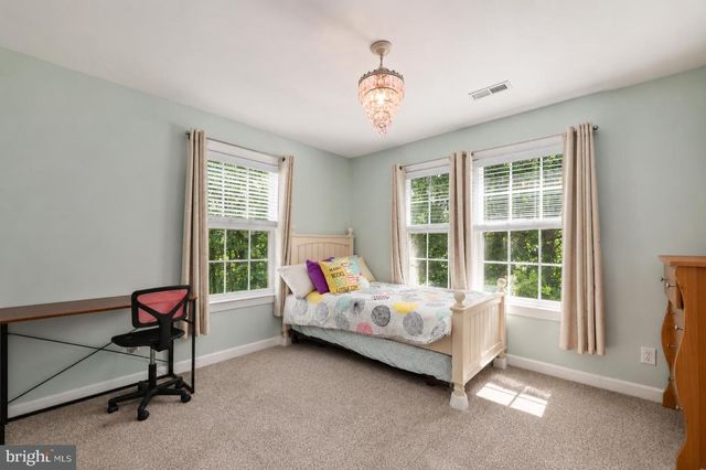 1 ROLLING BROOKE CT, Stafford, VA 22554