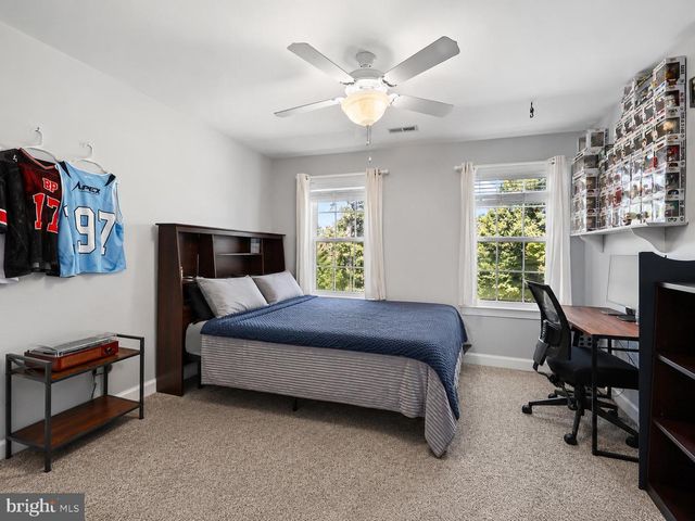 1 ROLLING BROOKE CT, Stafford, VA 22554