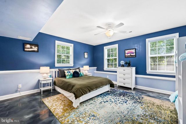 1 ROLLING BROOKE CT, Stafford, VA 22554
