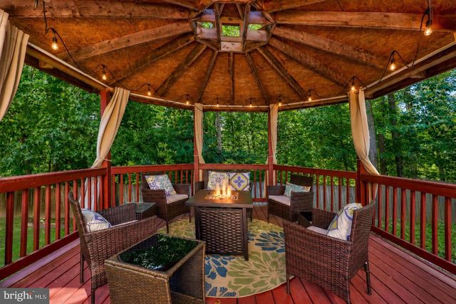 1 ROLLING BROOKE CT, Stafford, VA 22554