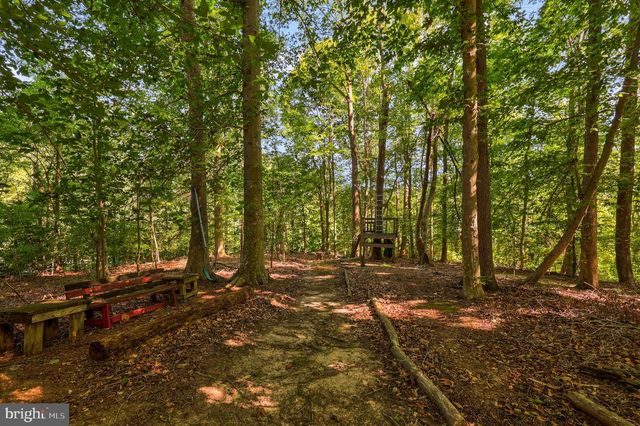 1 ROLLING BROOKE CT, Stafford, VA 22554