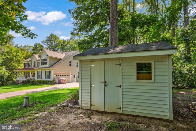 1 ROLLING BROOKE CT, Stafford, VA 22554