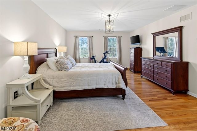 111 Red Oak Way, Montgomery Twp., NJ 08502