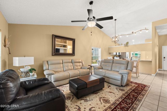 6314 Hilltop Avenue, Panama City, FL 32408