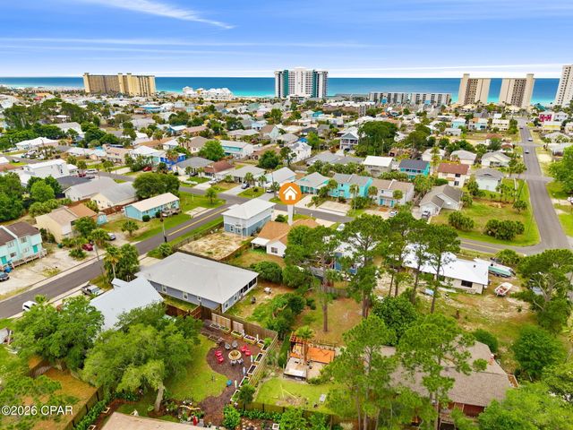 6314 Hilltop Avenue, Panama City, FL 32408