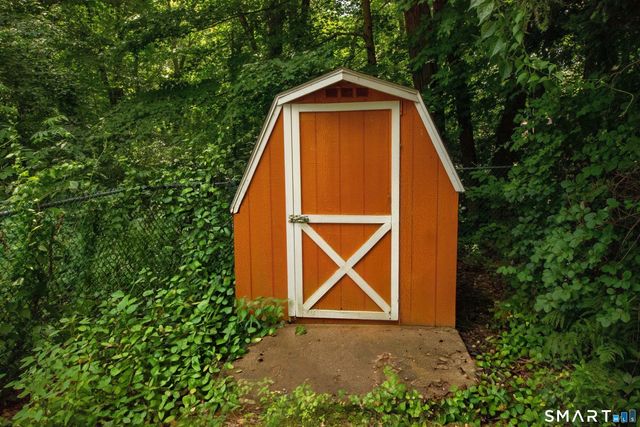 33 School Road, Bolton, CT 06043