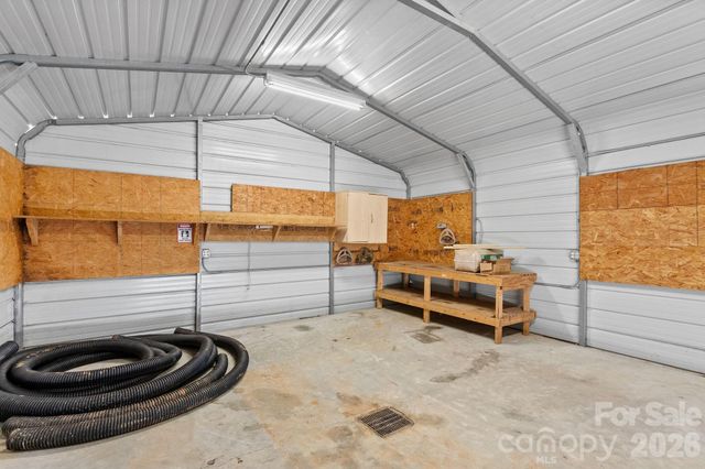 5 Trevs Way, Fletcher, NC 28732