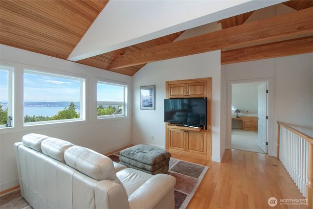 982 Weston Parkway, Sequim, WA 98382