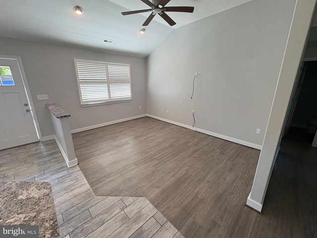 7638 4TH ST, Pasadena, MD 21122