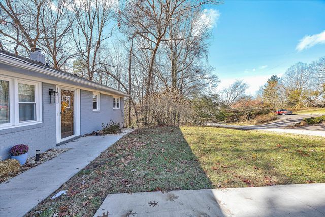 330 OAKLAND DR, Collinsville, VA 24078