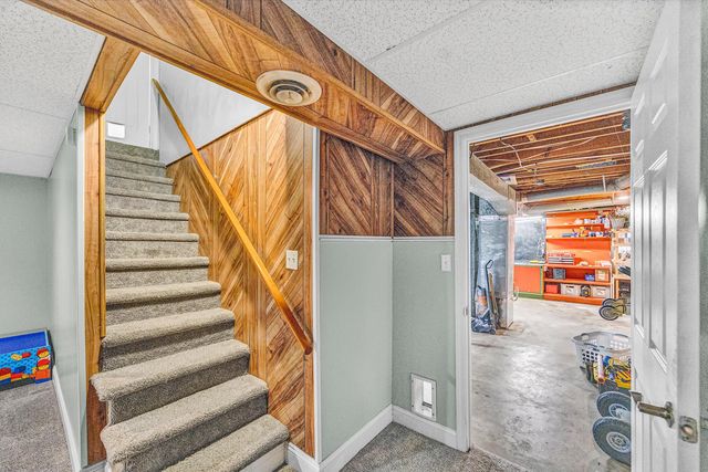 330 OAKLAND DR, Collinsville, VA 24078