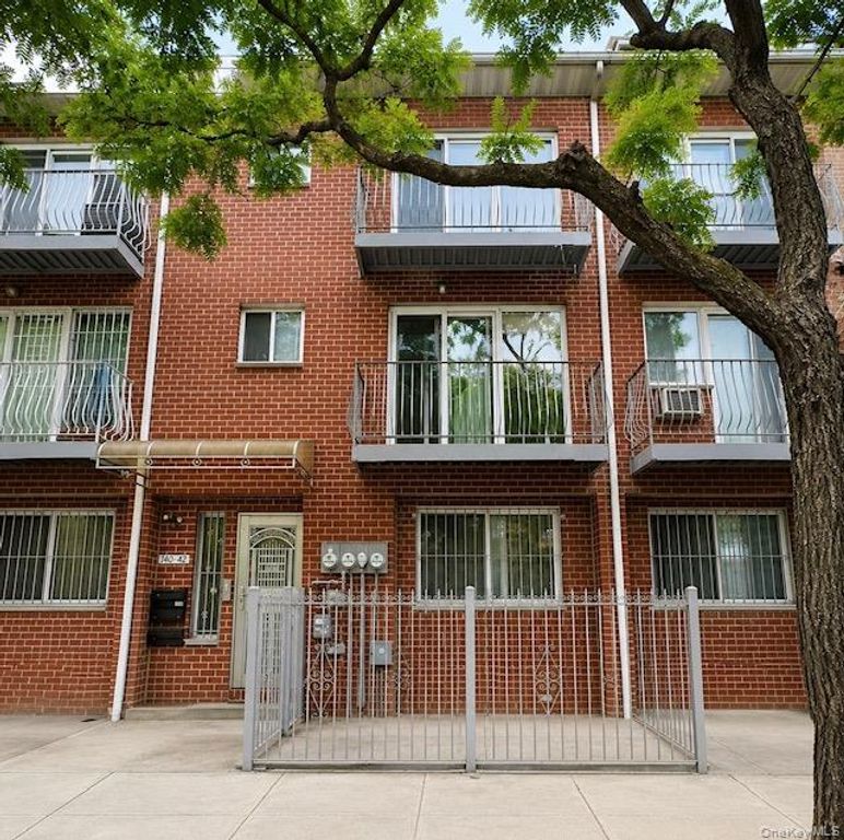 140-42 31 drive, Flushing, NY 11354 — exterior