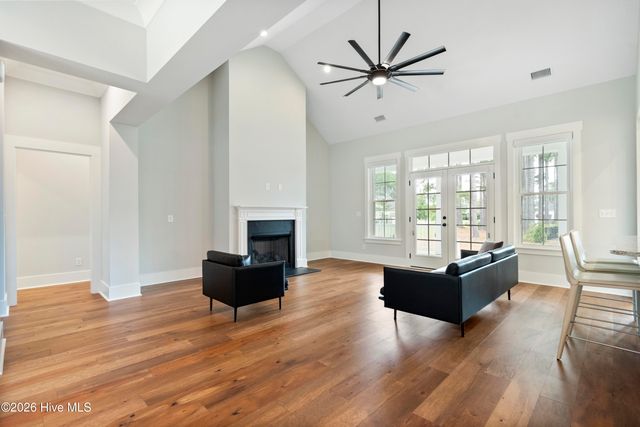 378 Autumn Pheasant Loop NW, Calabash, NC 28467