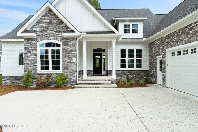 378 Autumn Pheasant Loop NW, Calabash, NC 28467