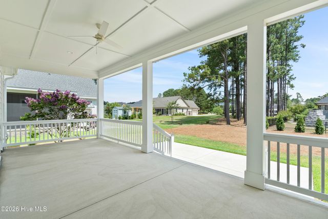 378 Autumn Pheasant Loop NW, Calabash, NC 28467