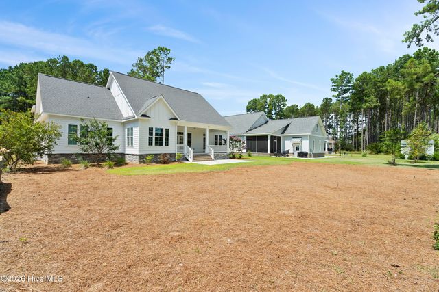 378 Autumn Pheasant Loop NW, Calabash, NC 28467