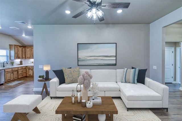 3225 Pagoda Pead Drive, Yukon, OK 73099