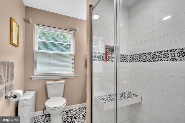 222 IVANHOE DR, Robbinsville, NJ 08691