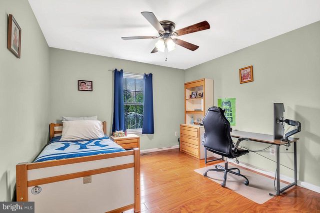 222 IVANHOE DR, Robbinsville, NJ 08691